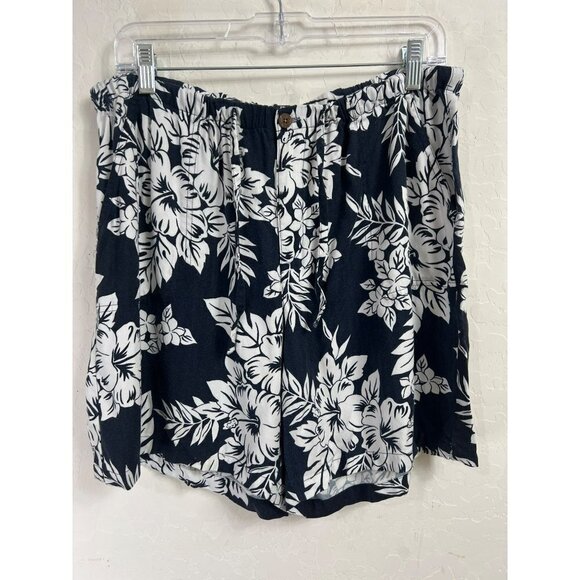 Ms. Lee Hawaiian Print Loose Fit Button Front Elastic Waist Zipper Shorts 7" Ins - Picture 2 of 8